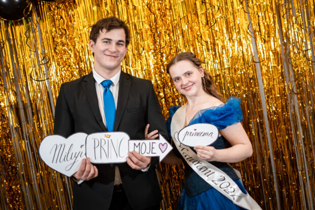 Fotka Půl roku spolu a Klárčin maturitní ples 